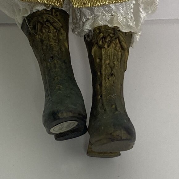 Vintage Porcelain Christmas Boy Doll in Velvet Outfit Girl Doll Handbag Gold - Picture 16 of 16